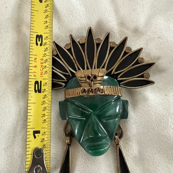 Mexican Head Brooch - Picture 6 of 11